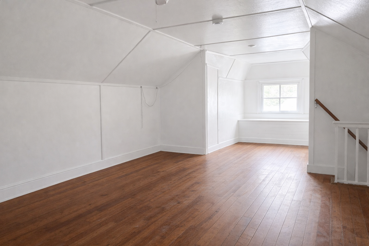 748 Belmont Street - Photo 7 of 10