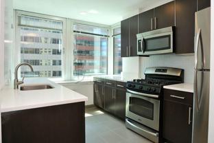 246 Pearl St #12M - Photo 1 of 1