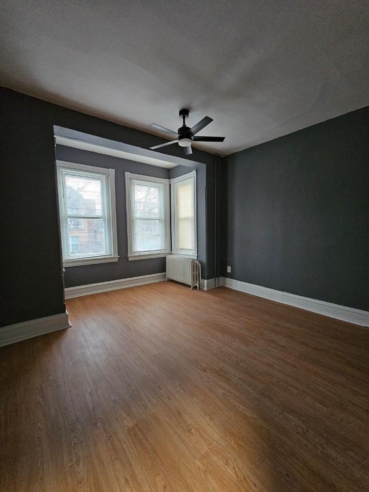 869 N 41st Street - Photo 3 of 10