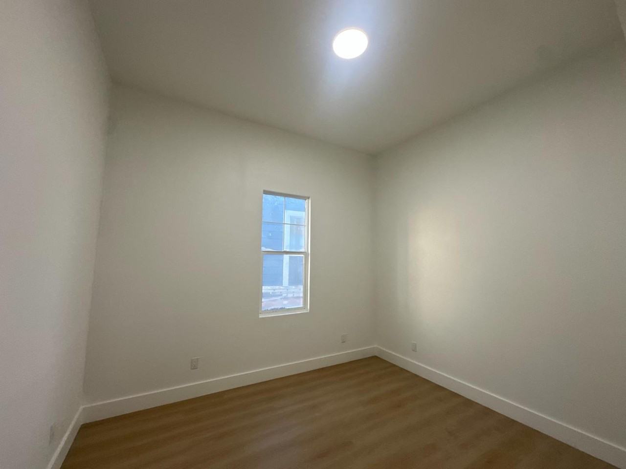 3238 Adeline St - Photo 4 of 42