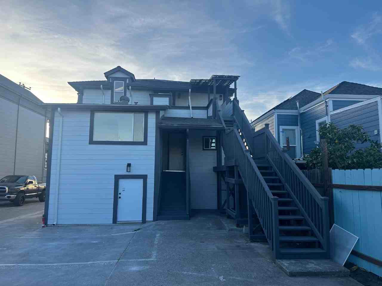 3238 Adeline St - Photo 6 of 42