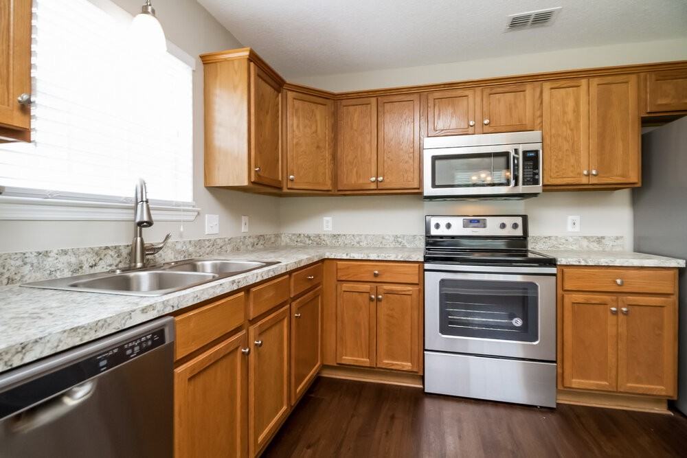 6620 Shadyview Dr - Photo 6 of 15