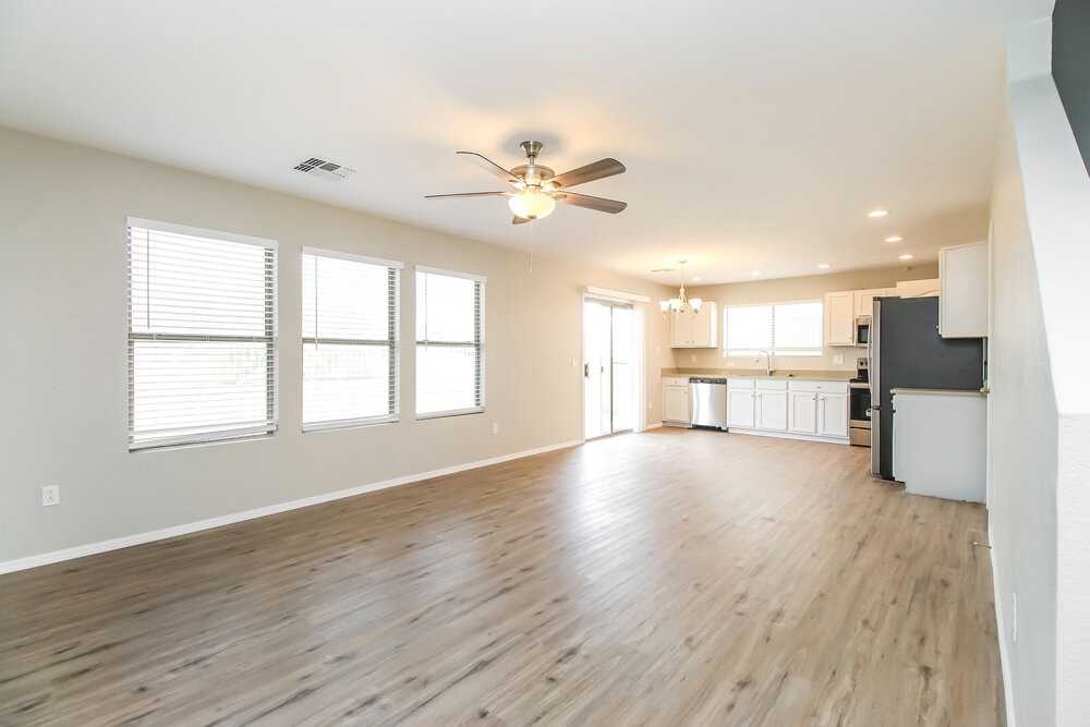 3478 S Chaparral Rd - Photo 5 of 17