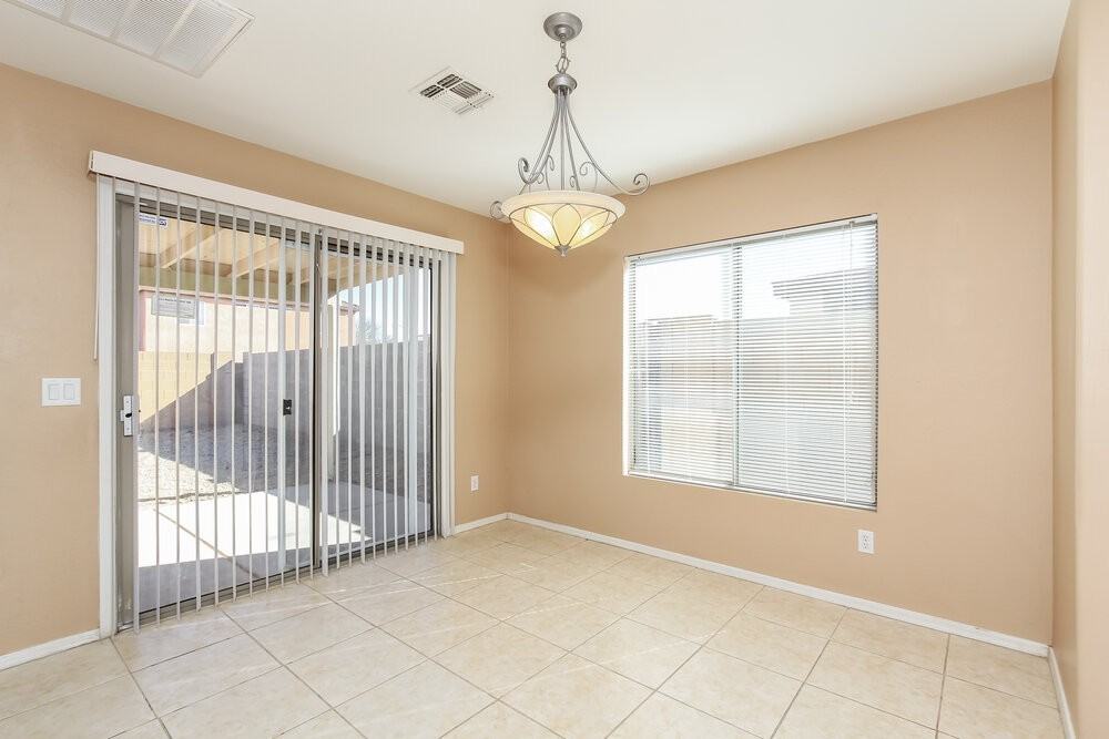 12901 N 127th Ln - Photo 5 of 15