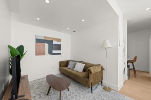 19 Saint Marks Pl - Photo 1 of 1