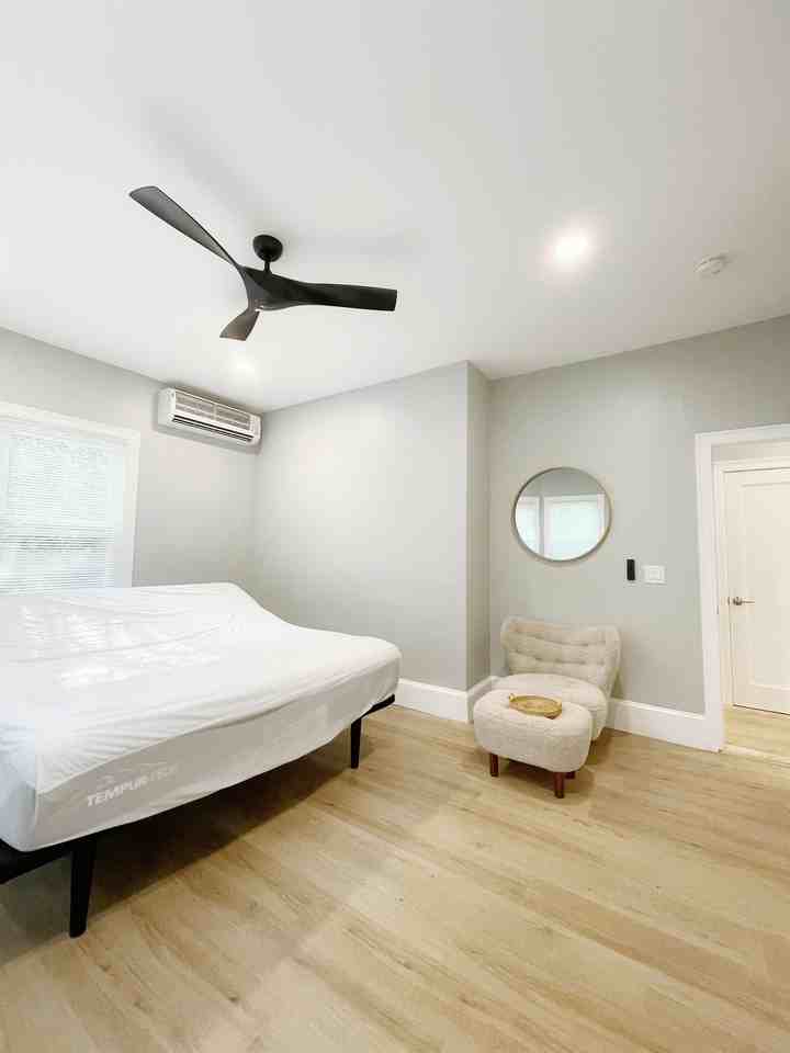 263 Putnam Ave #1 - Photo 5 of 8