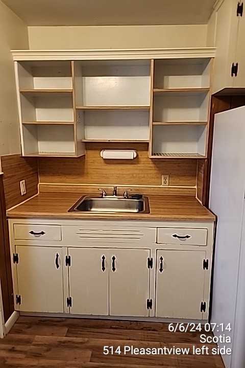 514 Pleasantview Avenue - Photo 5 of 28