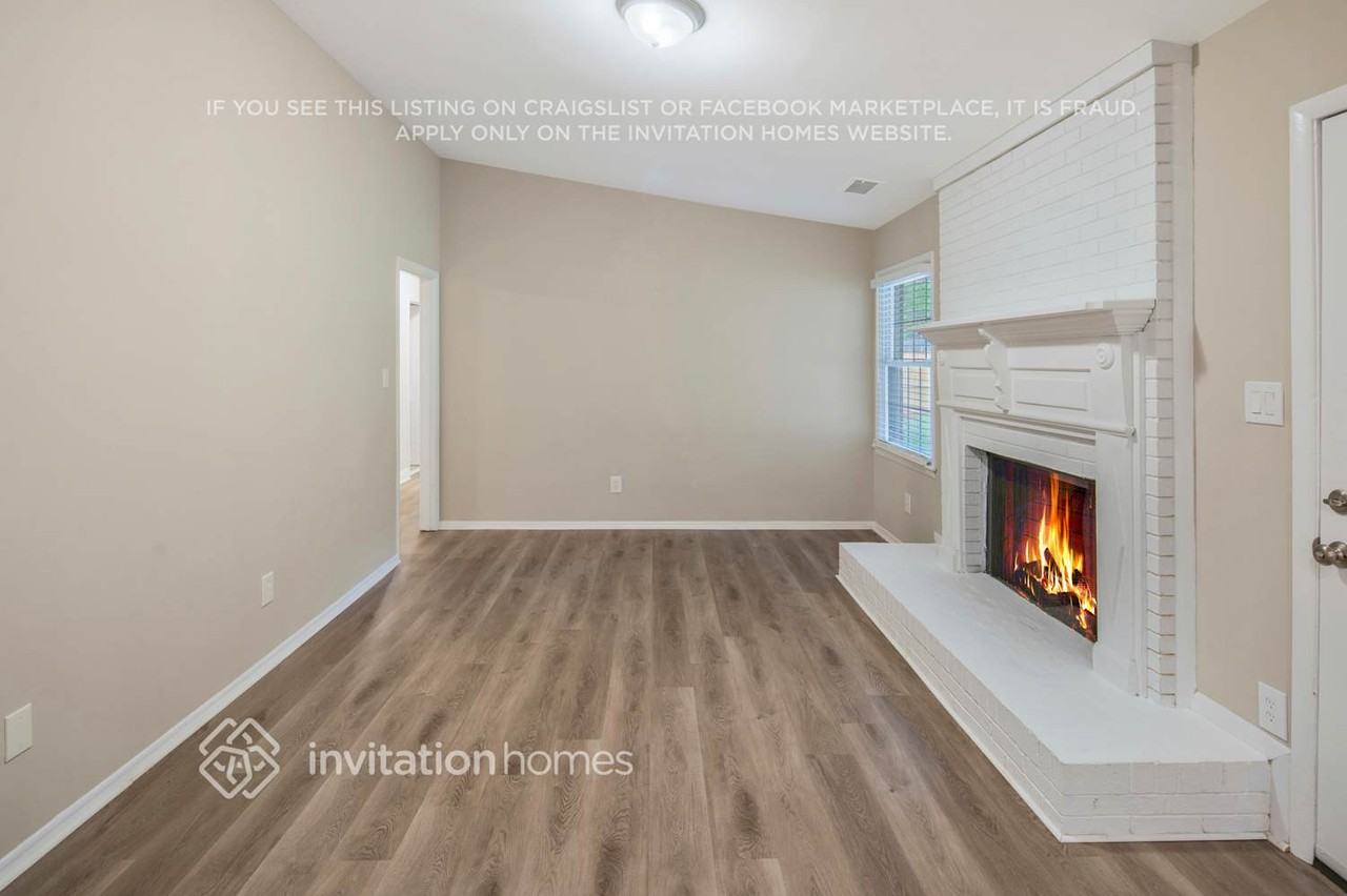 214 Armstrong Dr - Photo 4 of 26