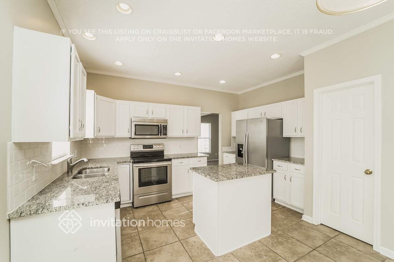 10516 Partridgeberry Dr - Photo 7 of 18