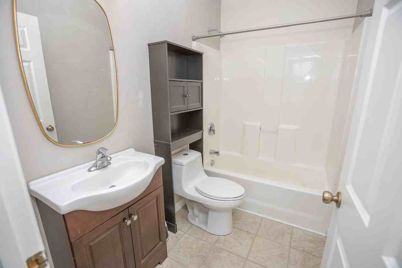 113 E High St #302 - Photo 7 of 8