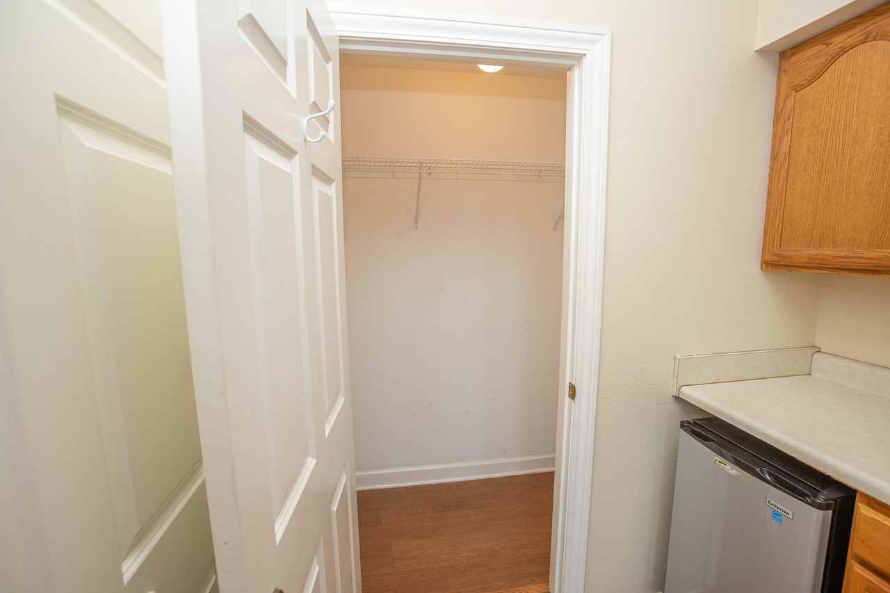 113 E High St #302 - Photo 2 of 8