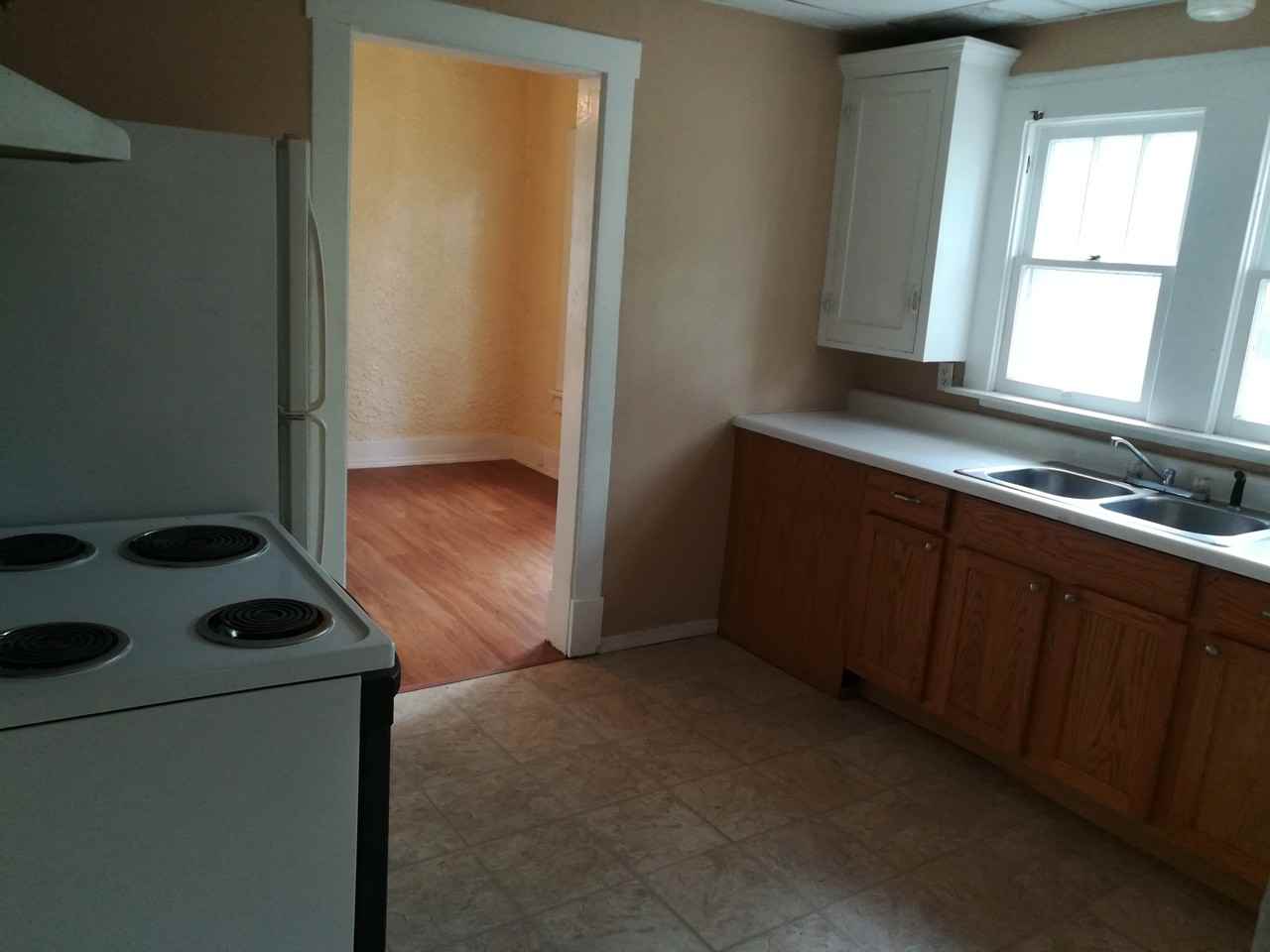 1415 Woodward St - Photo 6 of 9