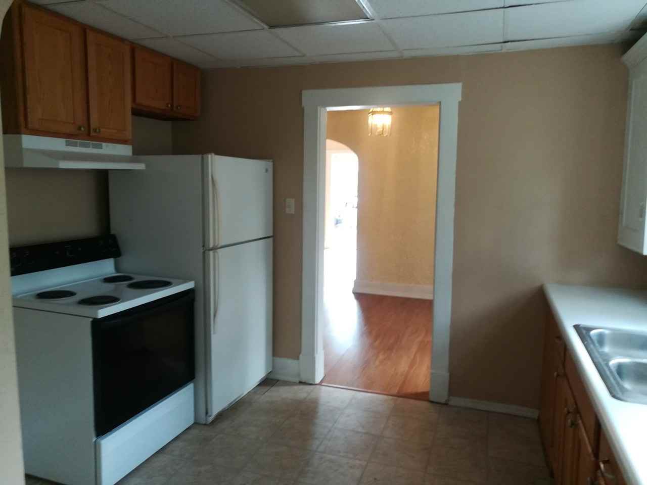 1415 Woodward St - Photo 7 of 9