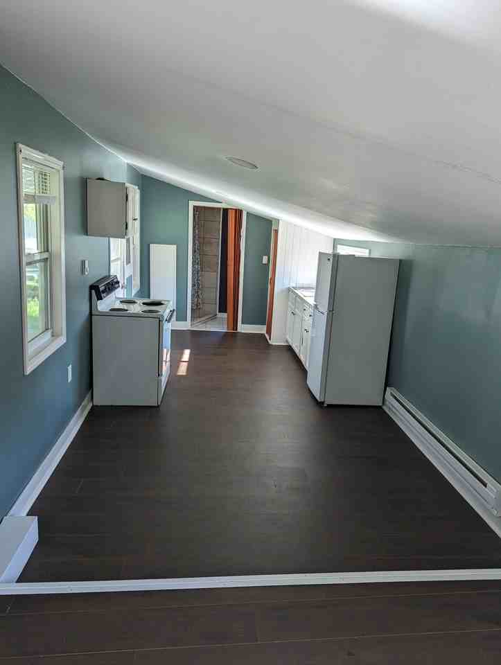 1033 Myers Ave #1033 - Photo 3 of 7