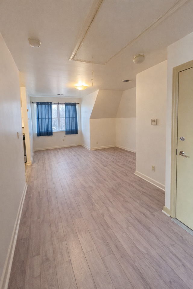 112 N Fairmount St #3 - Photo 2 of 8