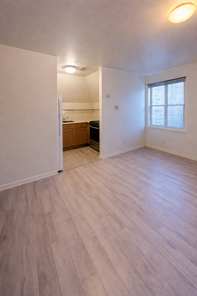 112 N Fairmount St #3 - Photo 6 of 8