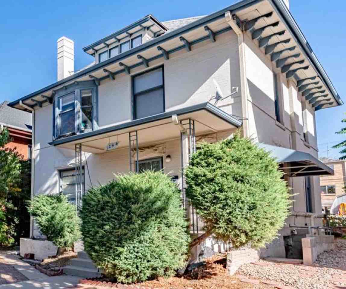 1244 York Street - Photo 4 of 57