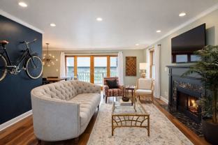 111 River Dr - Photo 1 of 1