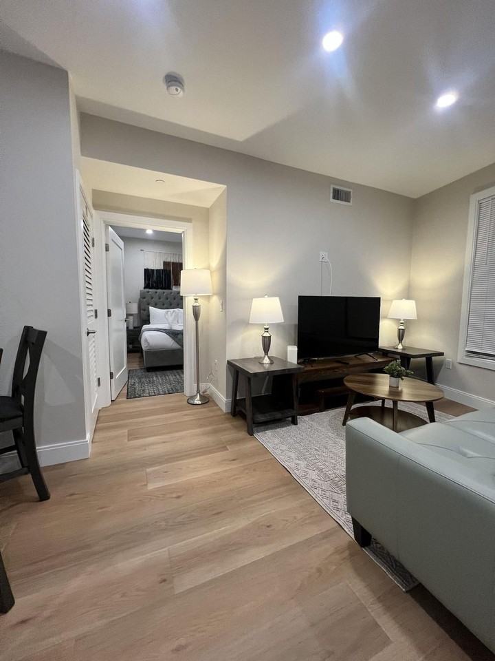 394 Mcgrath Hwy #1364689P - Photo 3 of 18