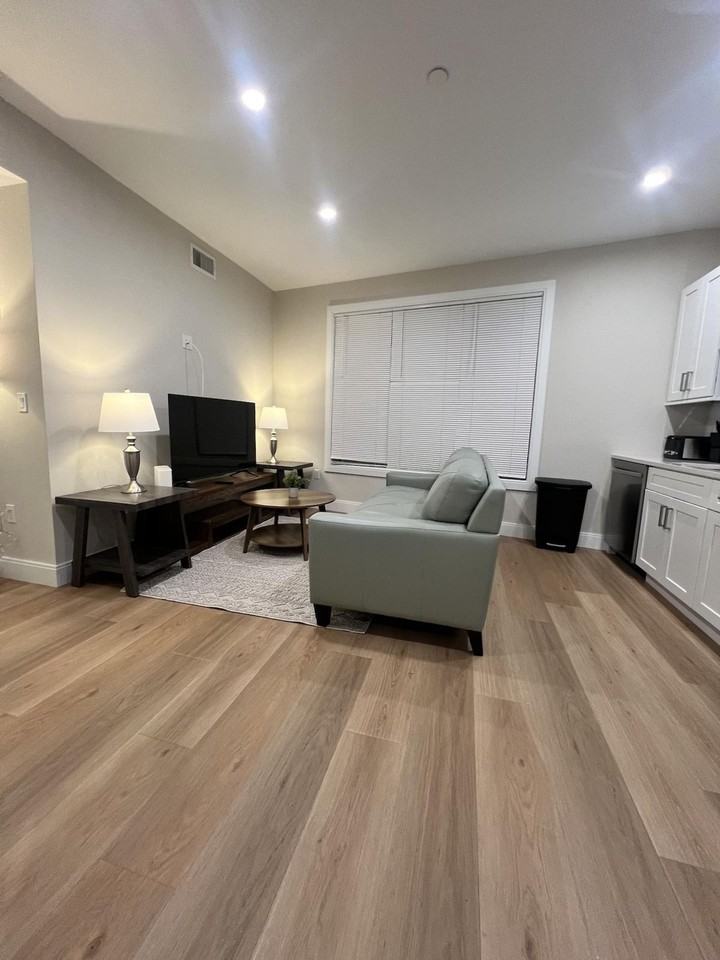 394 Mcgrath Hwy #1364689P - Photo 4 of 18