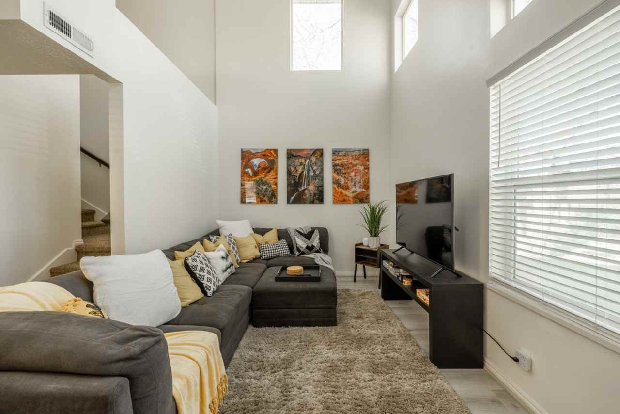 924 E Lowell Ave #1249884P - Photo 2 of 29