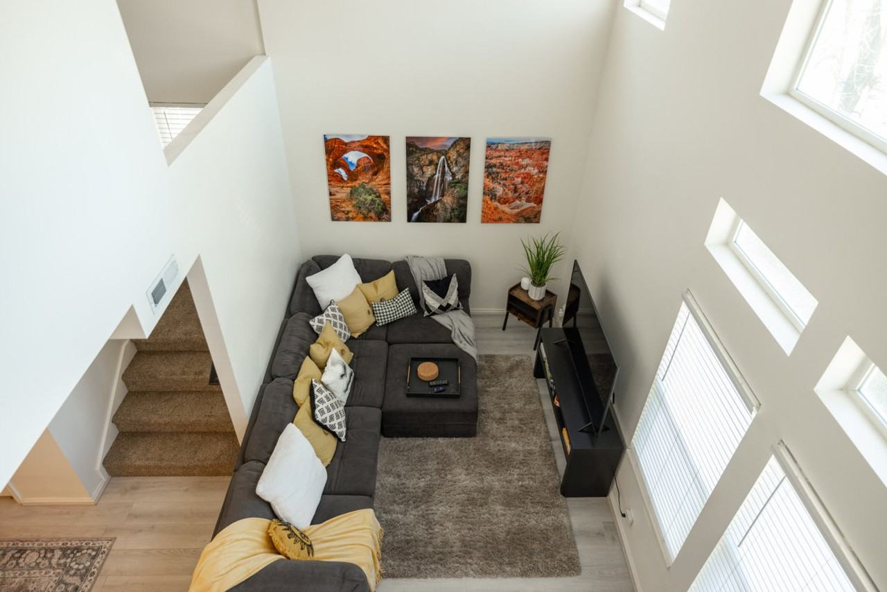 924 E Lowell Ave #1249884P - Photo 7 of 29