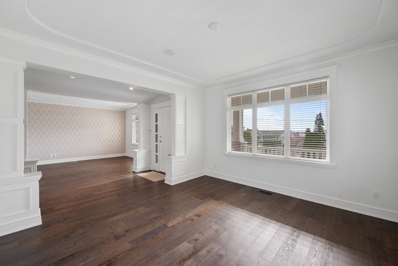 2185 Lawson Avenue - Photo 6 of 42