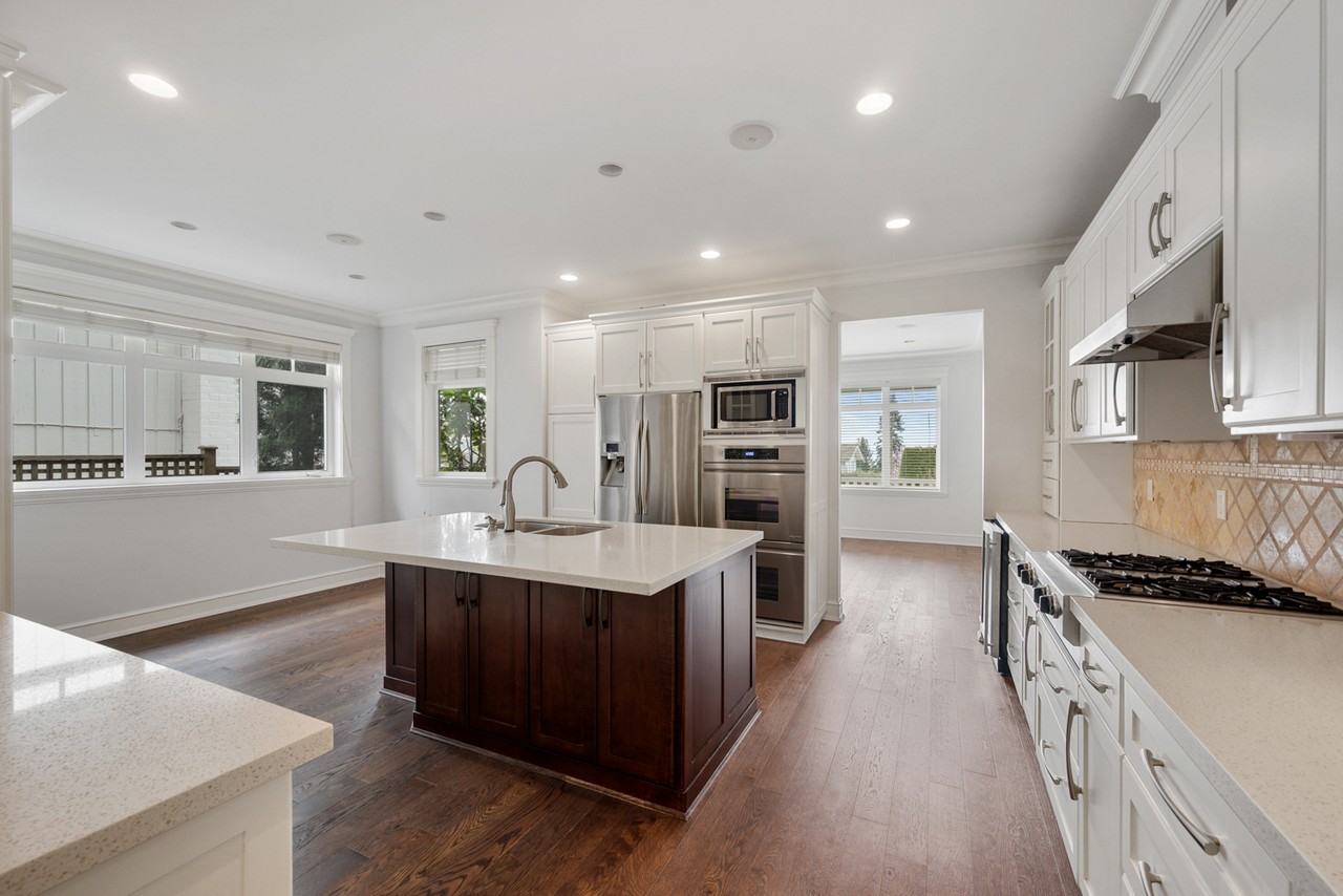 2185 Lawson Avenue - Photo 3 of 42