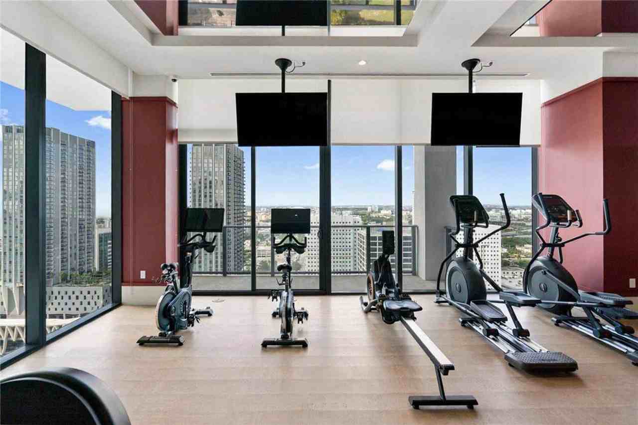 601 N Miami Ave #1391589P - Photo 7 of 26