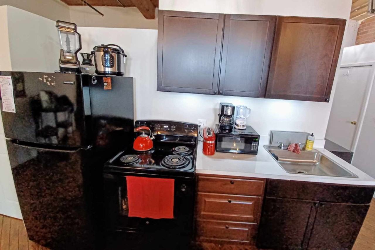 226 Mount Elliott St #1437645P - Photo 7 of 12