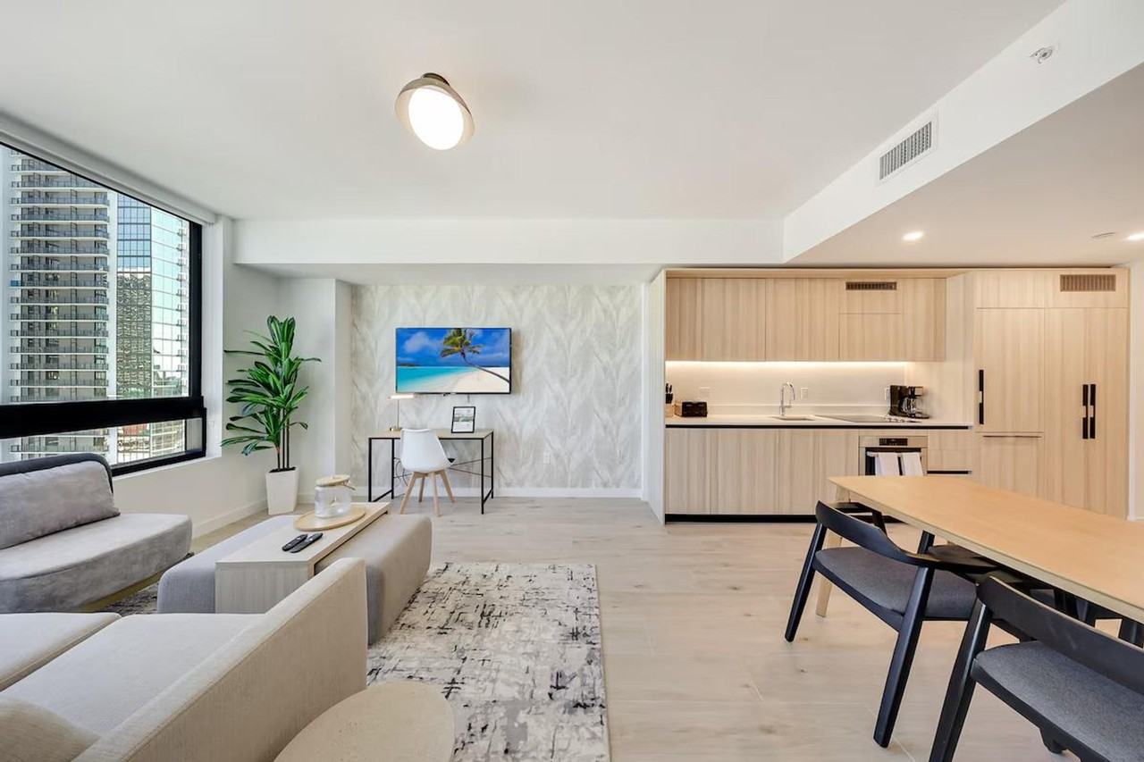 40 Nw 3rd St #1463212P - Photo 5 of 47