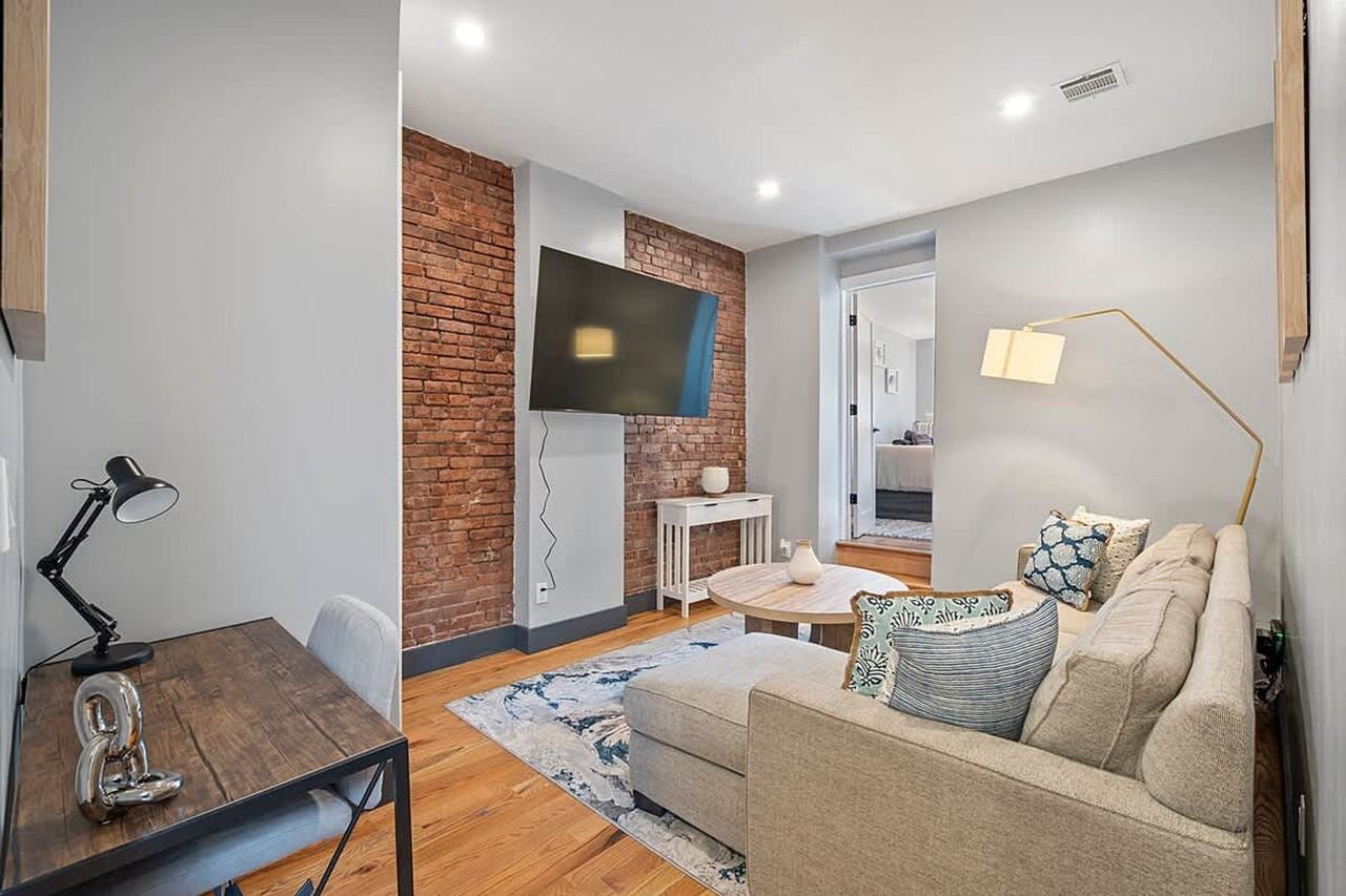 334 Palisade Ave #1470330P - Photo 5 of 37