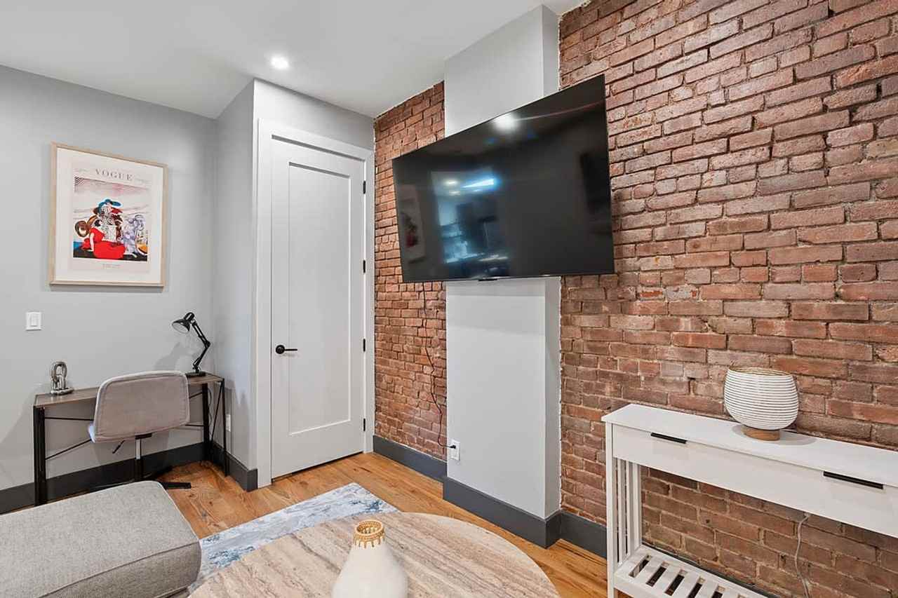 334 Palisade Ave #1470330P - Photo 7 of 37