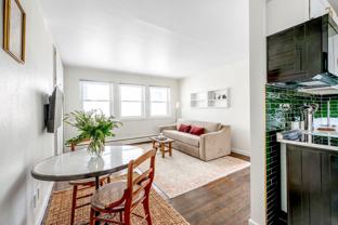 120 S Fairchild St - Photo 1 of 1