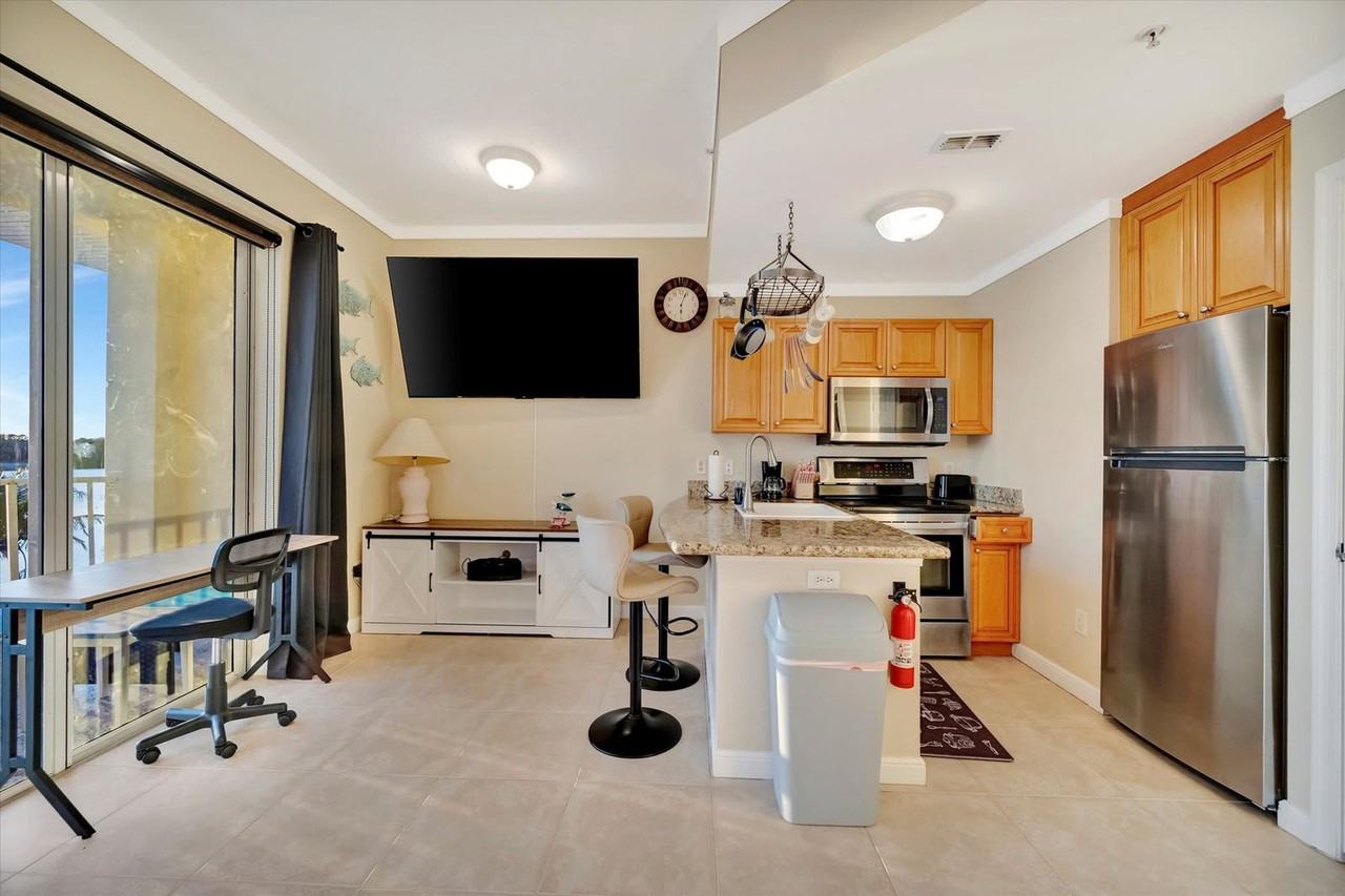 8800 Bay Pines Blvd #1475820P - Photo 7 of 18