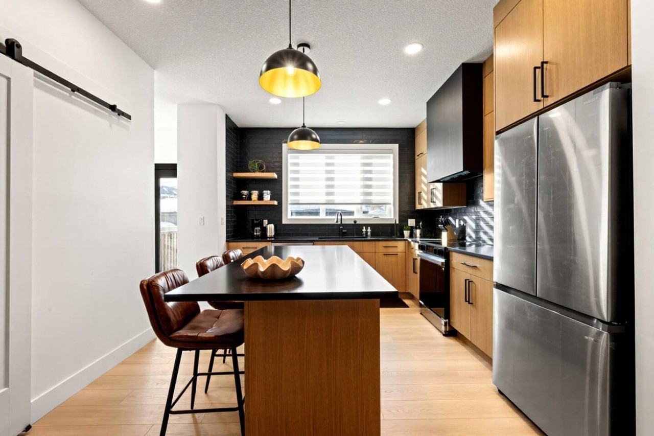 11232 127 St Nw #1491162P - Photo 7 of 50