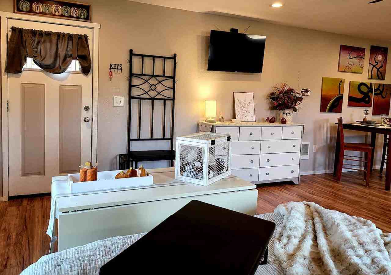 6820 1/2 N Montana Ave #1492821P - Photo 7 of 50