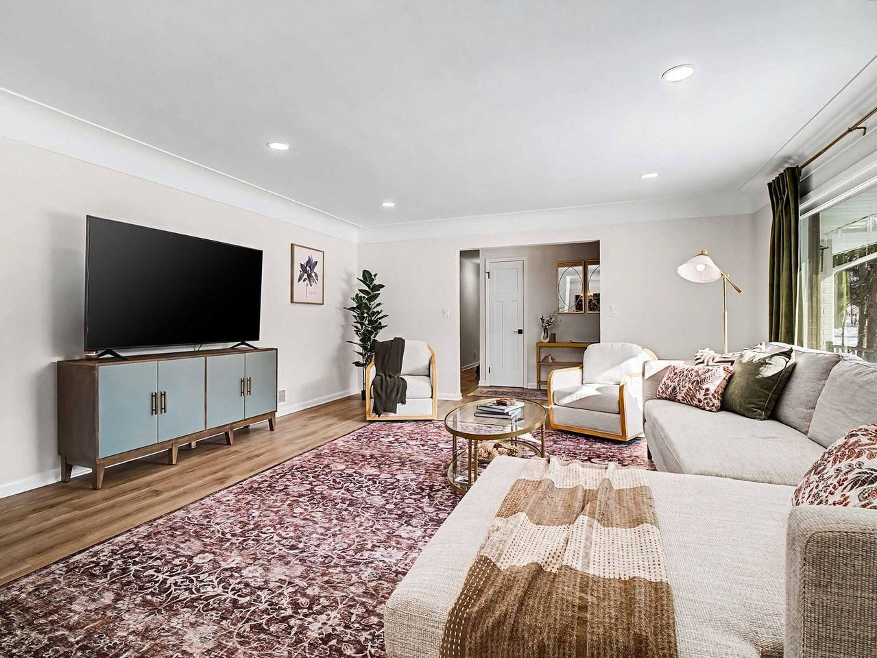 28649 Jackson Rd #1496119P - Photo 6 of 50