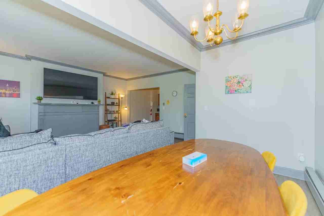 113 Green St #1501071P - Photo 3 of 34