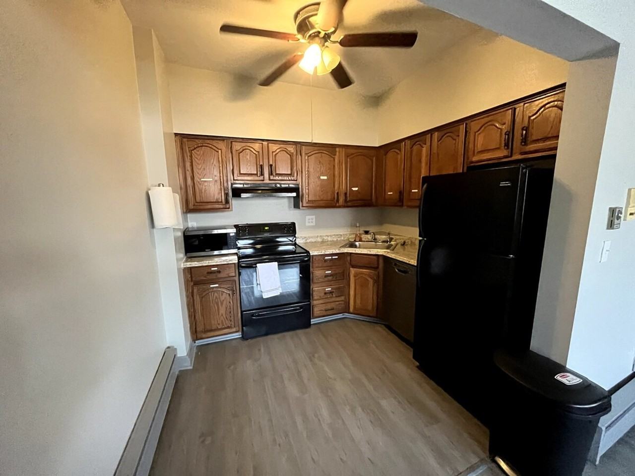 113 Green St #1501071P - Photo 7 of 34