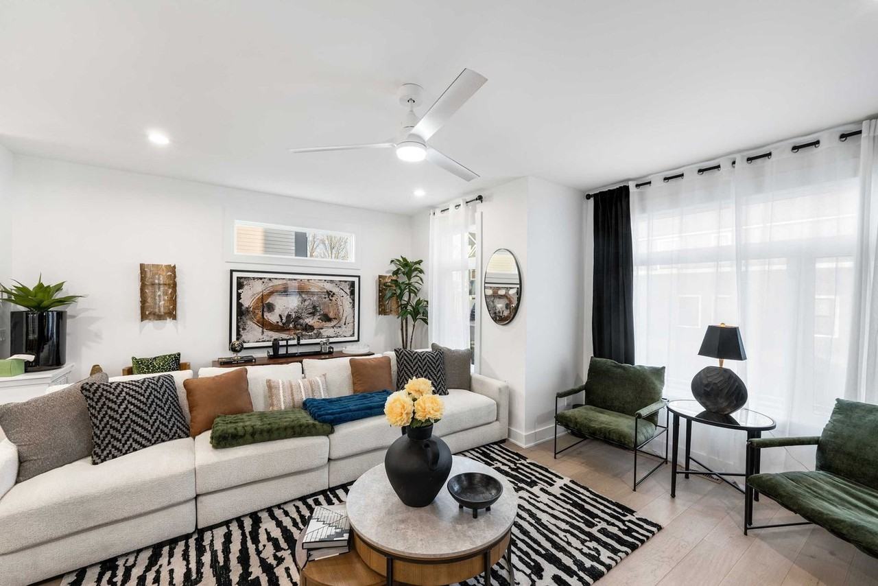 227 Woodsborough Pl #1501123P - Photo 4 of 33