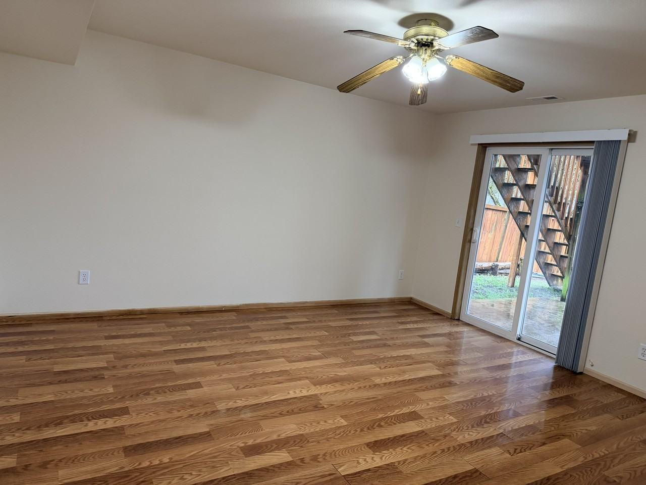 7624 189th Street Court East - Photo 4 of 27