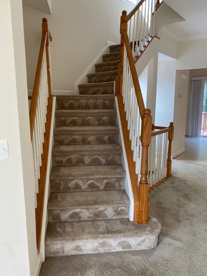 14236 Madrigal Dr #1 - Photo 4 of 40