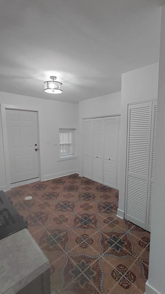 Harding / Potomac Building - Photo 6 of 14