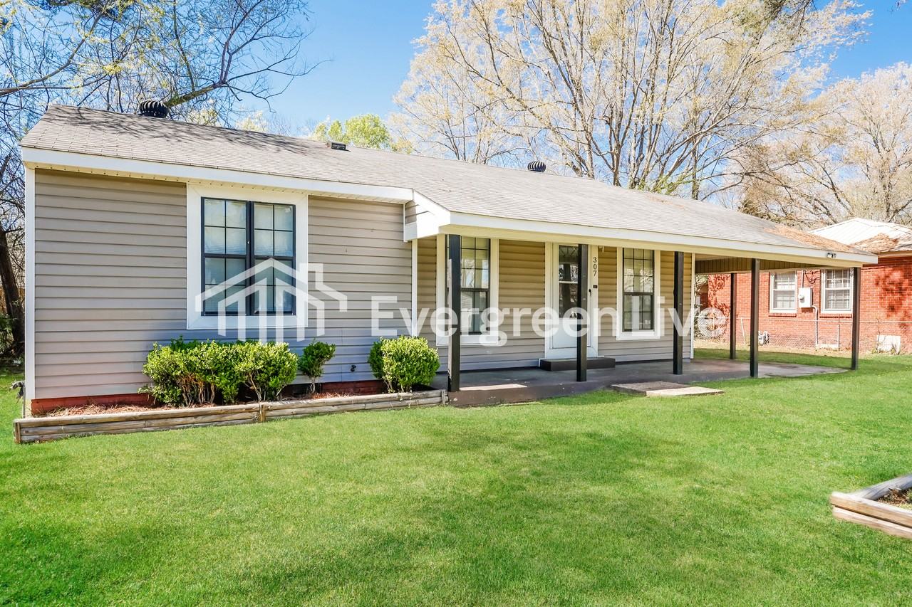 307 Pearl Dr - Photo 2 of 15