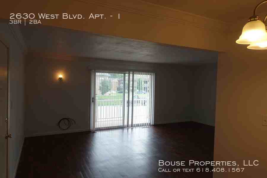 2630 2630 West Blvd. Apt. #1 - Photo 4 of 5