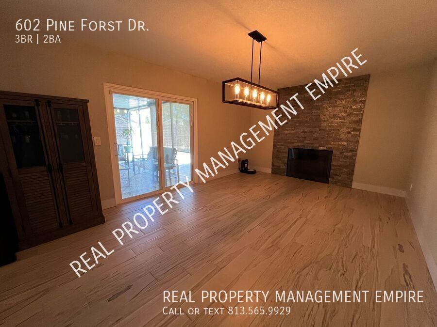 602 Pine Forest Dr - Photo 5 of 10