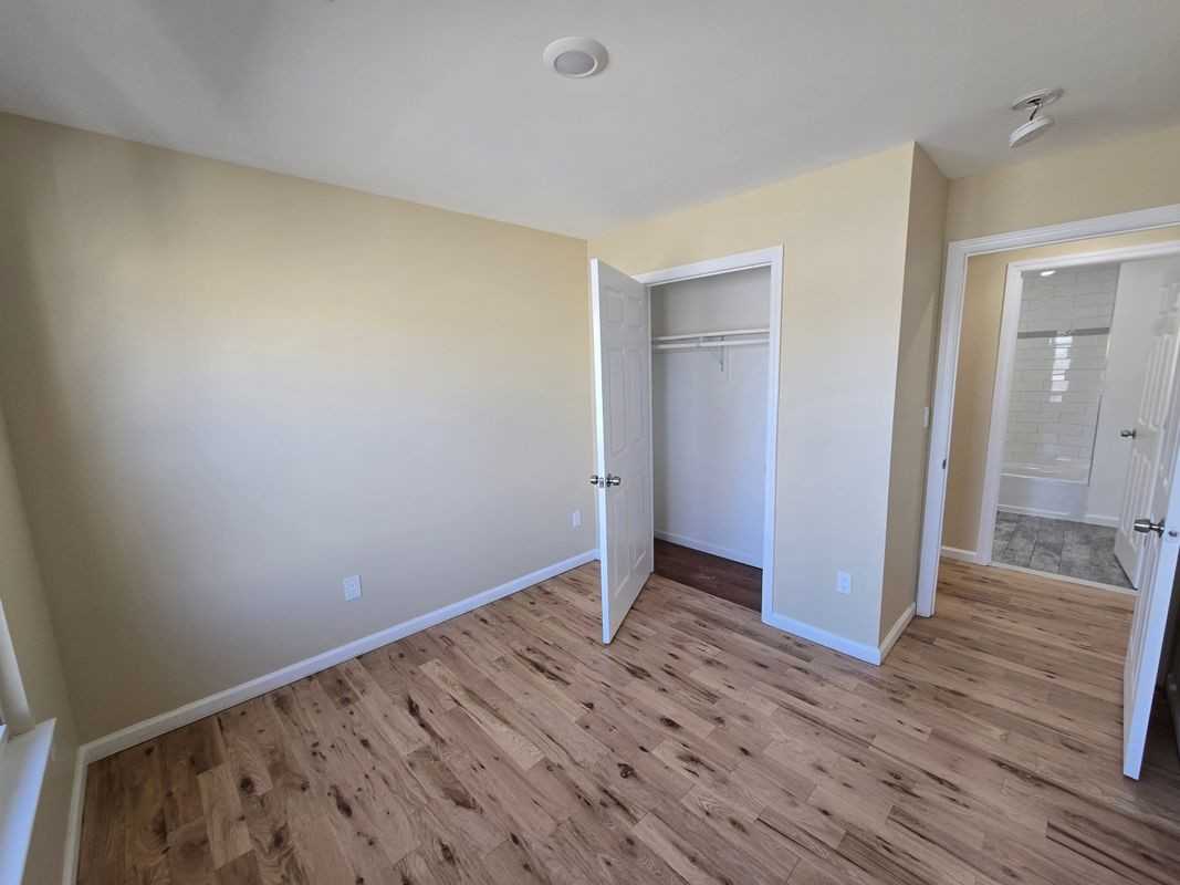 53 Philip Pl ##2 - Photo 5 of 27