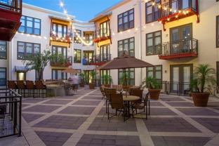 1609 W 5th St #B5-47 - Photo 1 of 1