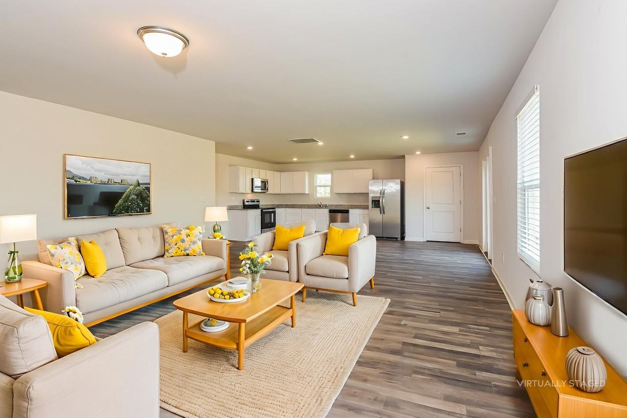 37 37 Oxford Ln - Photo 5 of 18